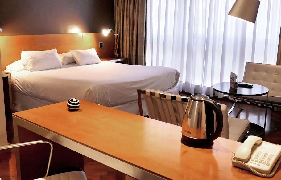 725 Continental Hotel Μπουένος Άιρες Εξωτερικό φωτογραφία A typical room at a Novotel