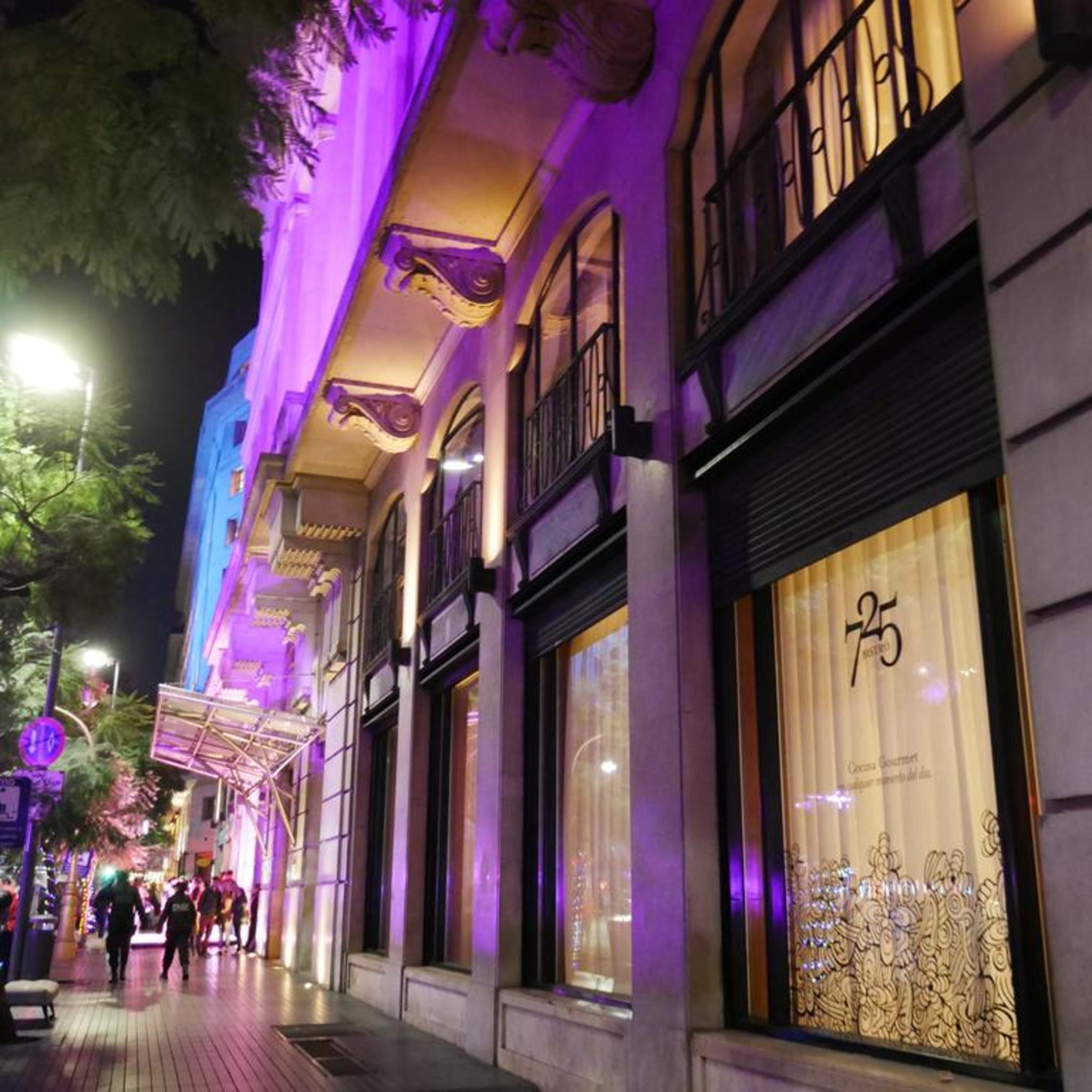 725 Continental Hotel Μπουένος Άιρες Εξωτερικό φωτογραφία The 25 de Abril Avenue, the main shopping street in Lisbon.